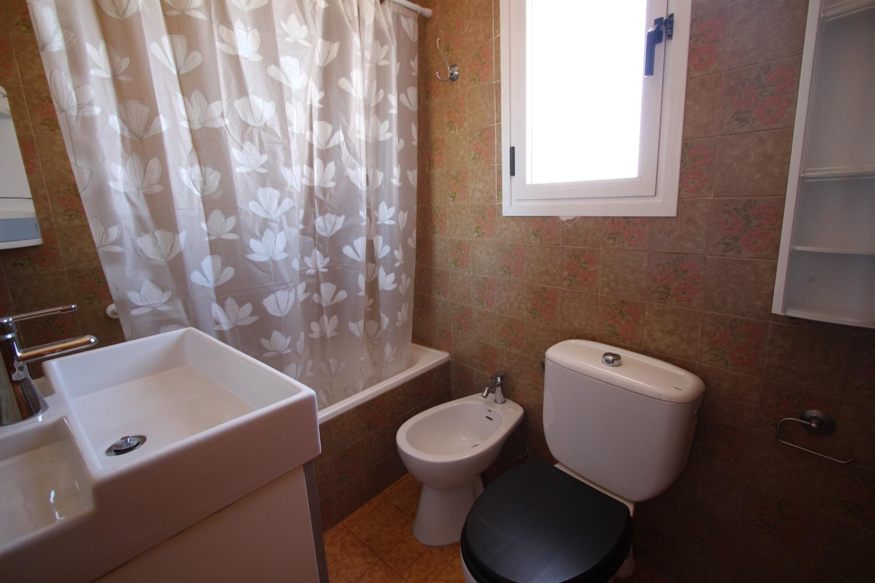 Villa a Guardamar del Segura, Alicante, Spagna 7 camere da letto, 260 mq. N° 80213