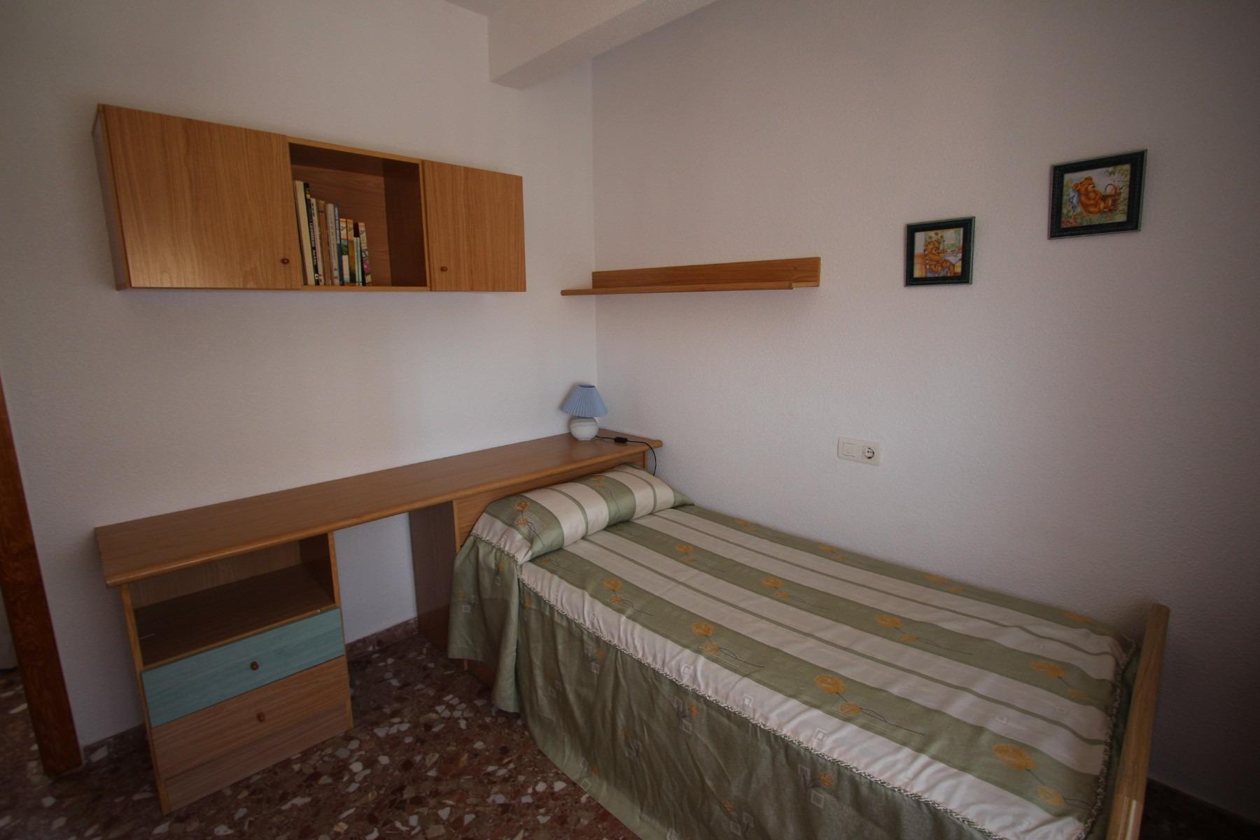 Villa a Guardamar del Segura, Alicante, Spagna 7 camere da letto, 260 mq. N° 80213