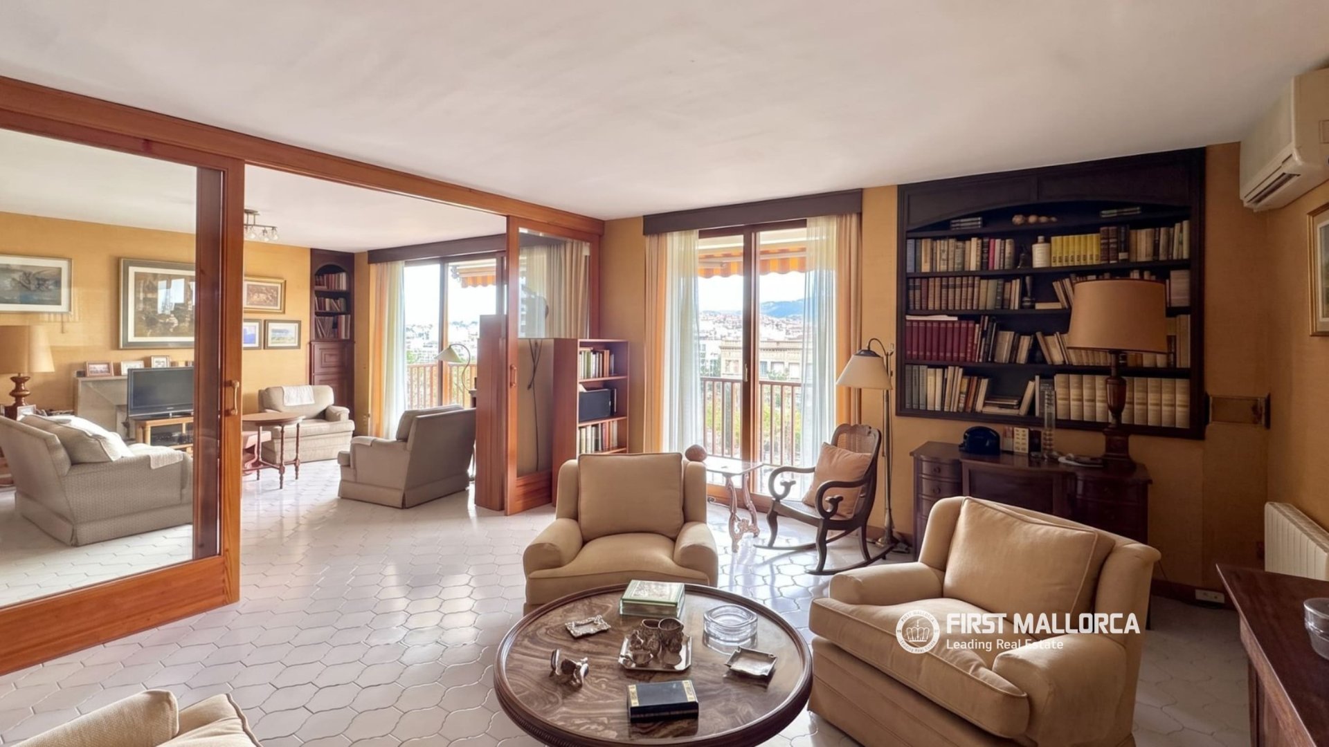Apartment in Palma de Majorca, Mallorca, Spain 4 bedrooms, 210 sq.m. No. 181786