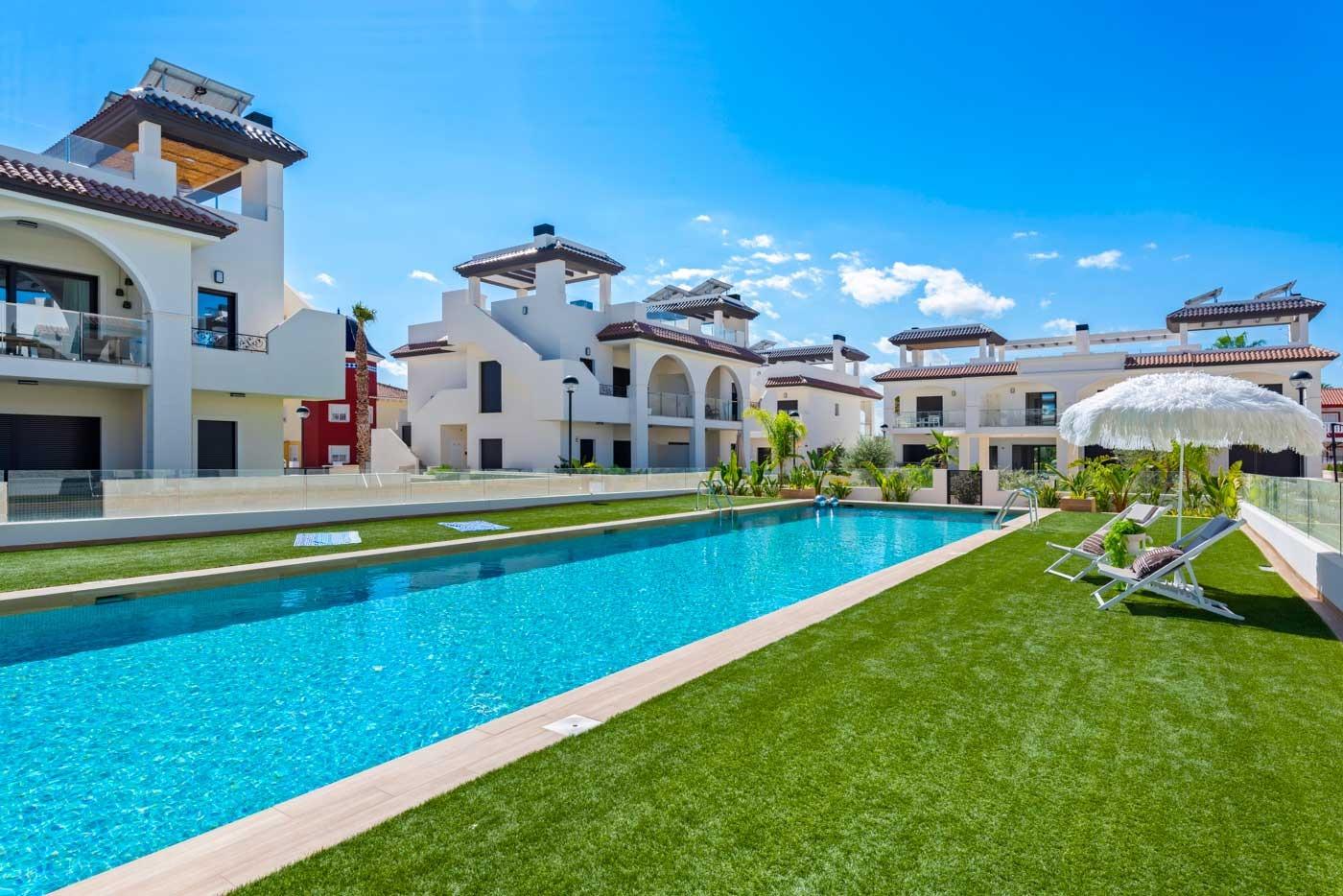 Bungalow in Rojales, Alicante, Spain 3 bedrooms, 95 sq.m. No. 170523