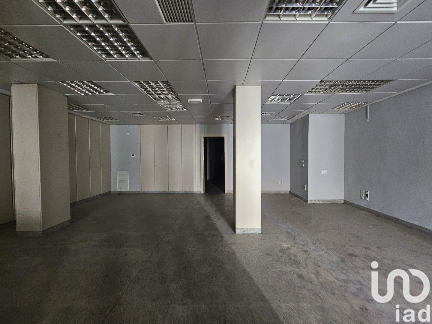 Liikekiinteistö Alhendin, Granada, Espanja 176 m2 No. 185800