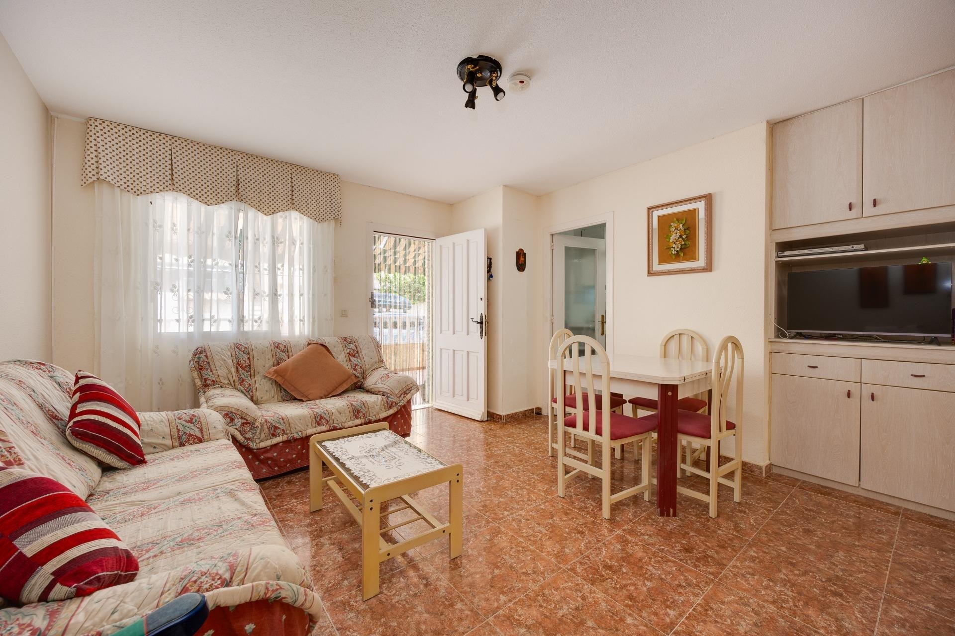 Huvila Torrevieja, Alicante, Espanja 3 makuuhuonetta, 73 m2 No. 193140