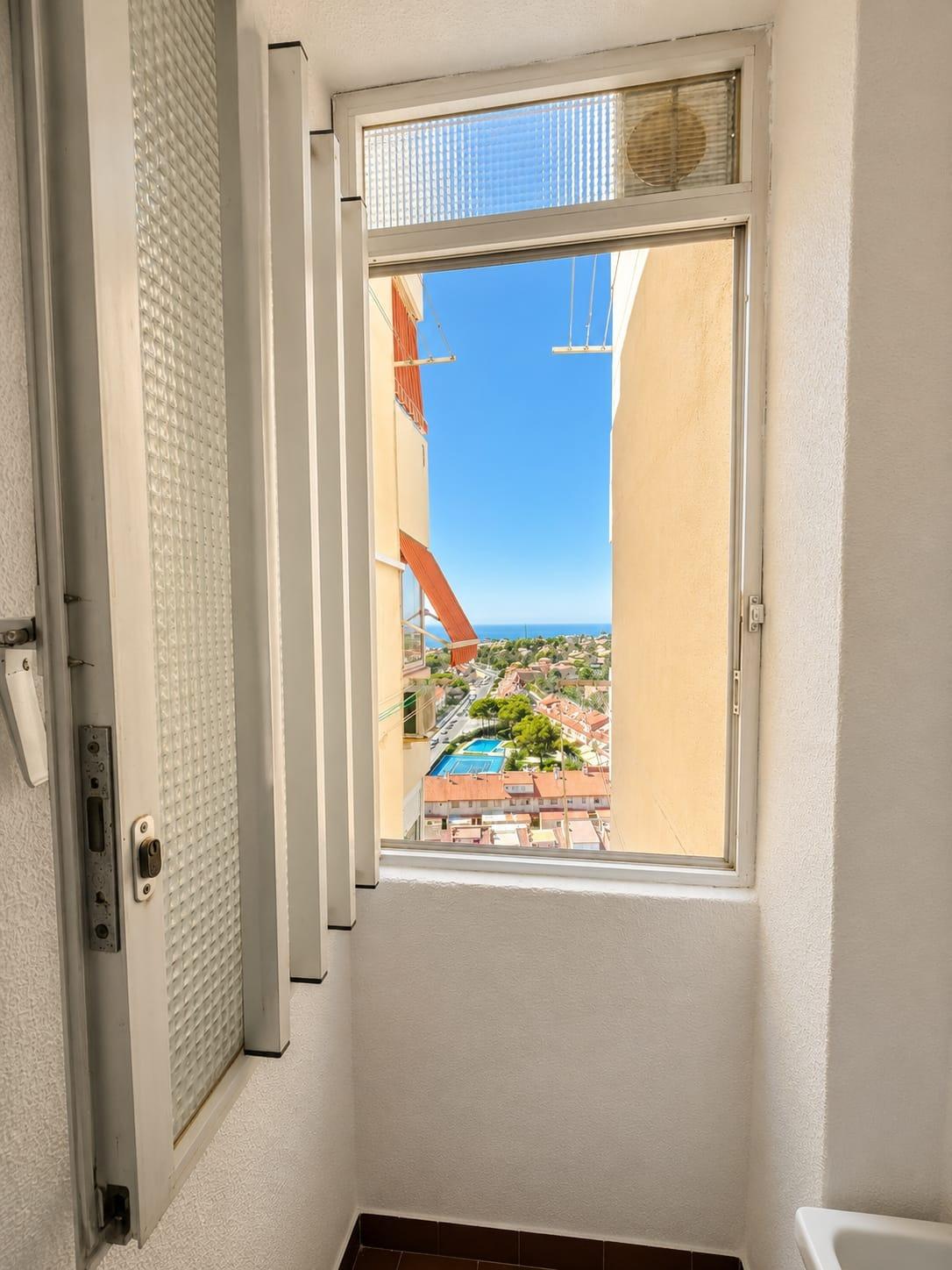 Apartament w Cabo De Las Huertas, Alicante, Hiszpania 3 sypialnie, 89.74 mkw. nr 181263