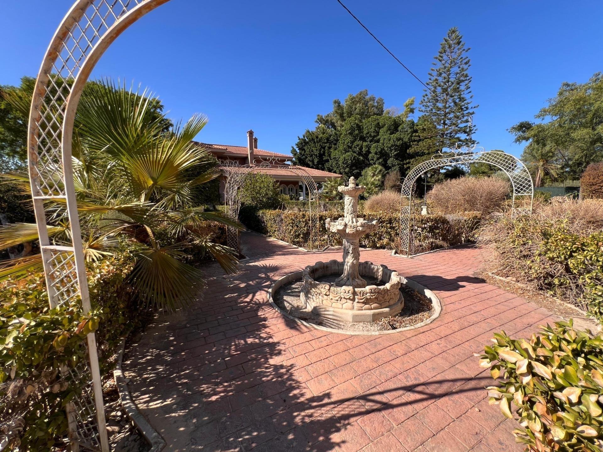 Villa in Callosa de Segura, Alicante, Spanien 7 Schlafzimmer, 616 m2 Nr. 137652