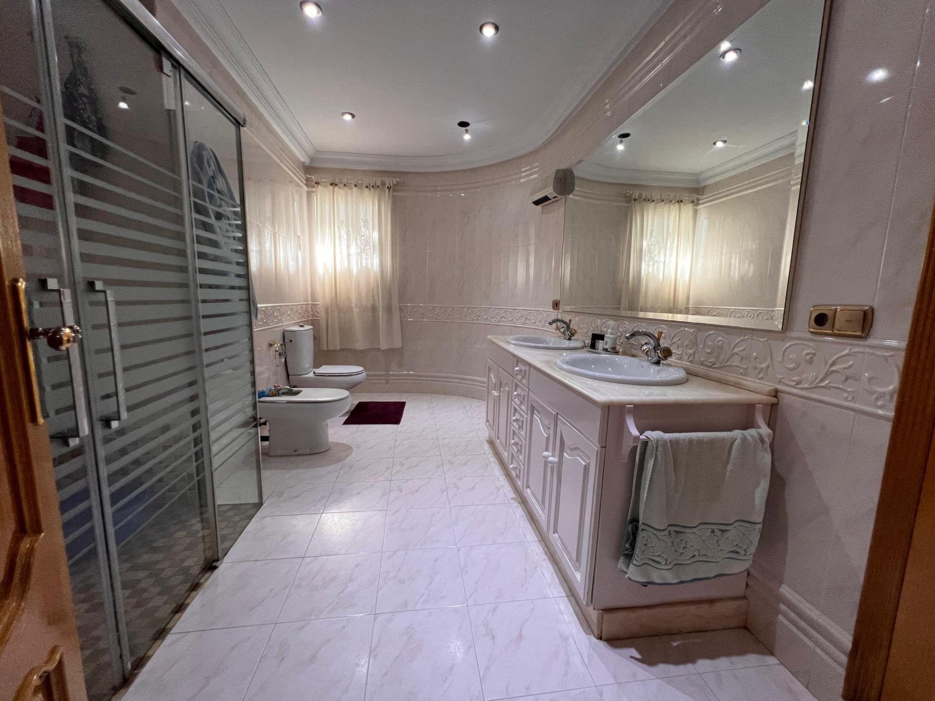 Villa in Callosa de Segura, Alicante, Spanien 7 Schlafzimmer, 616 m2 Nr. 137652