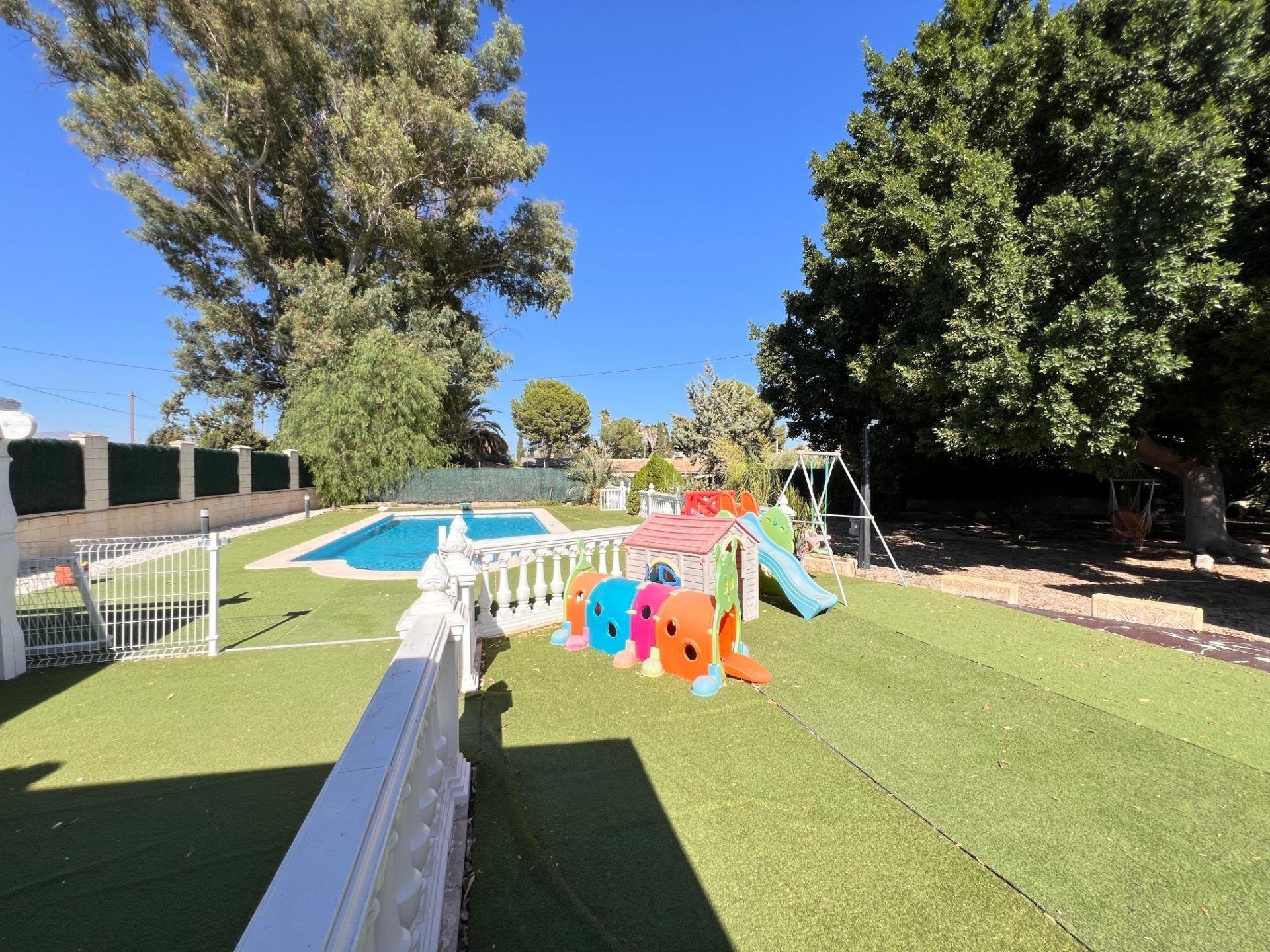 Villa in Callosa de Segura, Alicante, Spanien 7 Schlafzimmer, 616 m2 Nr. 137652
