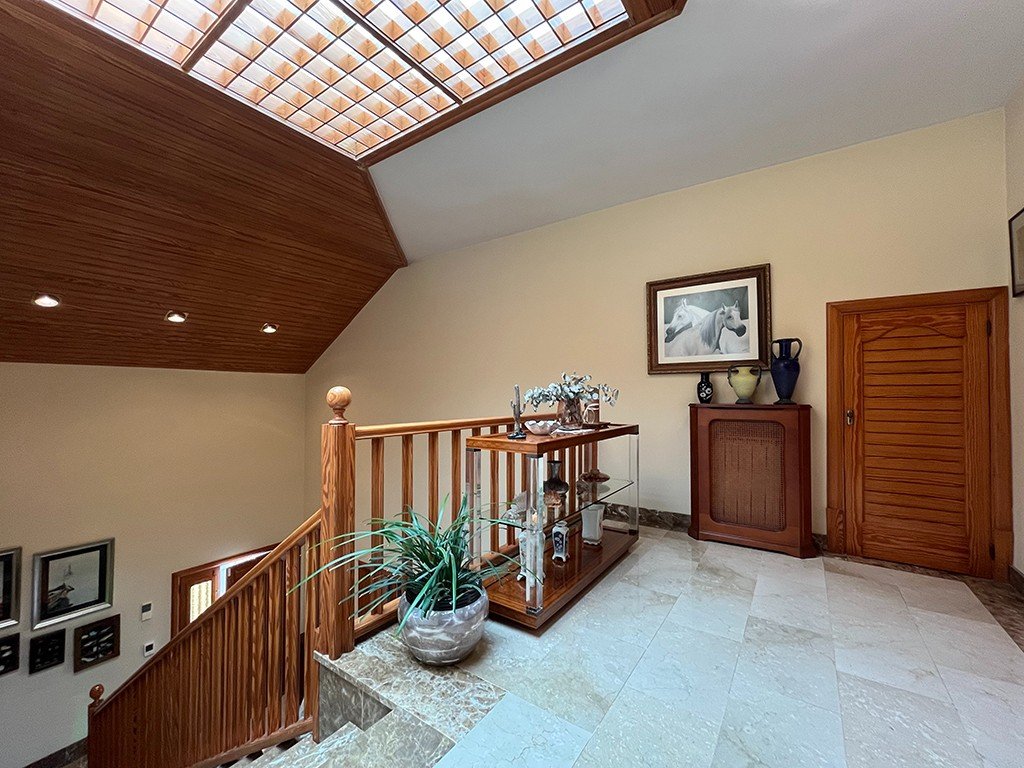 Villa in Palma de Majorca, Mallorca, Spain 5 bedrooms, 222 sq.m. No. 179854