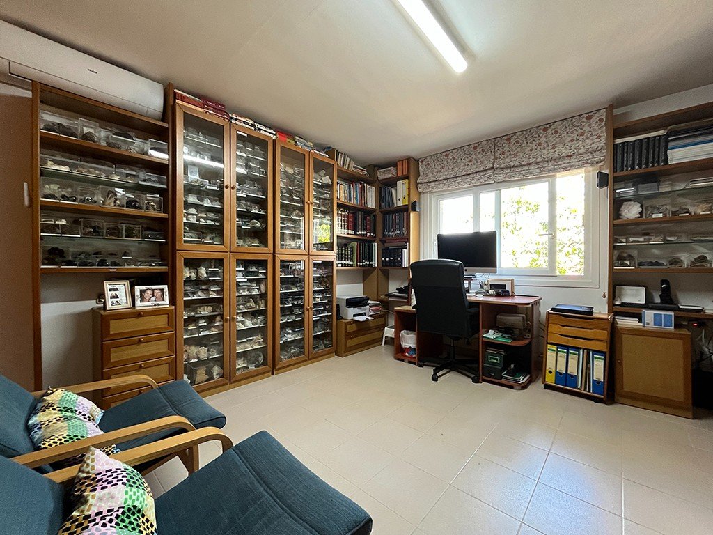 Villa in Palma de Majorca, Mallorca, Spain 5 bedrooms, 222 sq.m. No. 179854