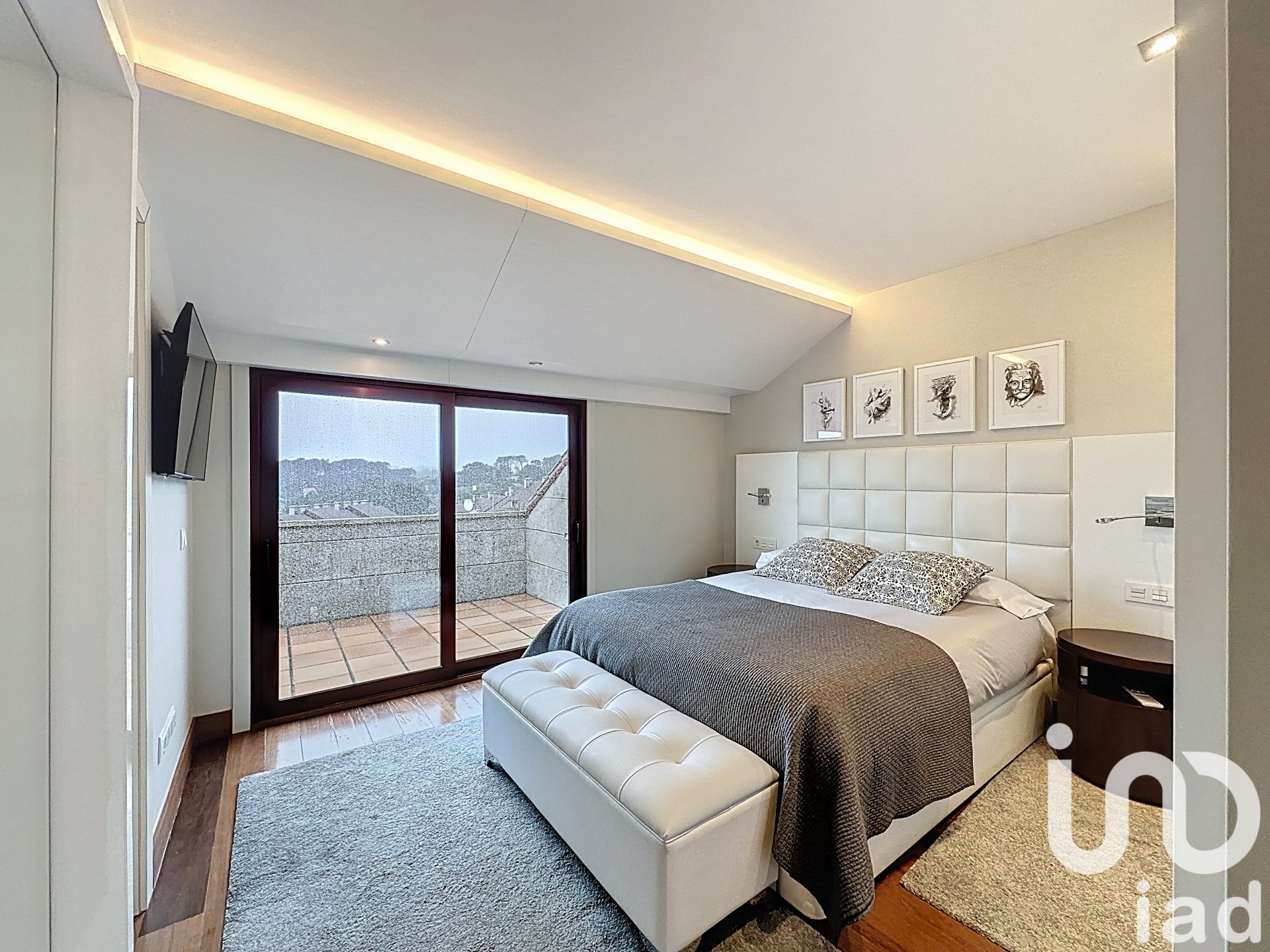 House in O Grove, Pontevedra, Spain 5 bedrooms, 300 sq.m. No. 153151