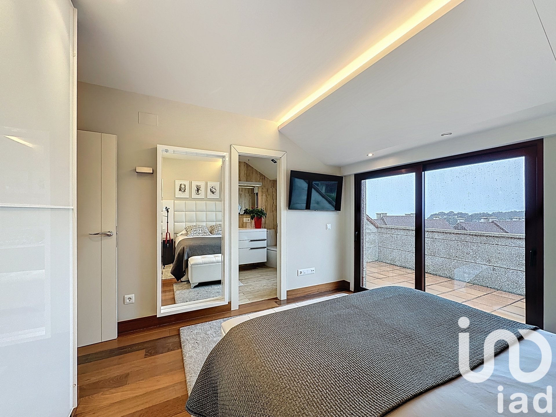 House in O Grove, Pontevedra, Spain 5 bedrooms, 300 sq.m. No. 153151