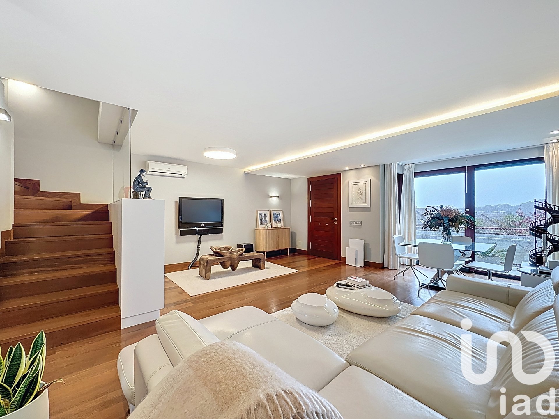 House in O Grove, Pontevedra, Spain 5 bedrooms, 300 sq.m. No. 153151