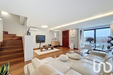 Māja O Grove, Pontevedra, Spānijā 5 istabas, 300 m2 Nr. 153151