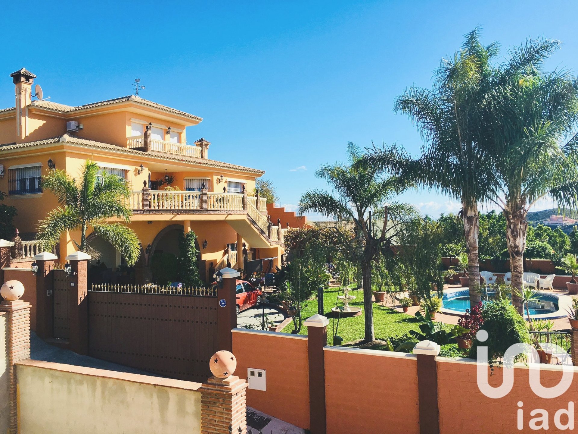 House in Rincon de la Victoria, Malaga, Spain 7 bedrooms, 426 sq.m. No. 153154