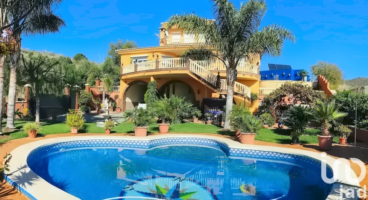 House in Rincon de la Victoria, Malaga, Spain 7 bedrooms, 426 sq.m. No. 153154