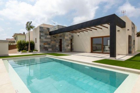 Villa Torrevieja, Alicante, Spānijā 3 istabas, 295 m2 Nr. 142624