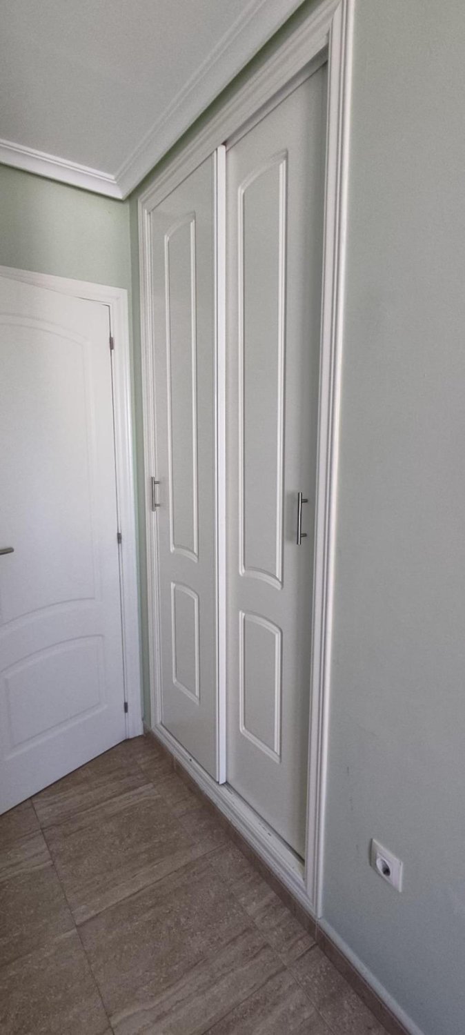 Apartamento en Guardamar del Segura, Alicante, España 2 dormitorios, 78 m2 No. 183796