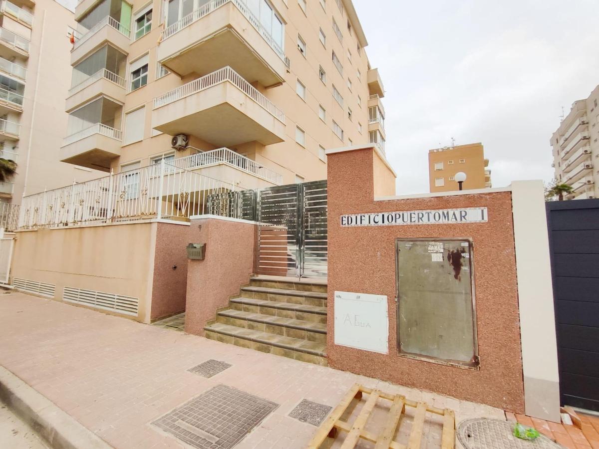 Apartamento en Guardamar del Segura, Alicante, España 2 dormitorios, 78 m2 No. 183796