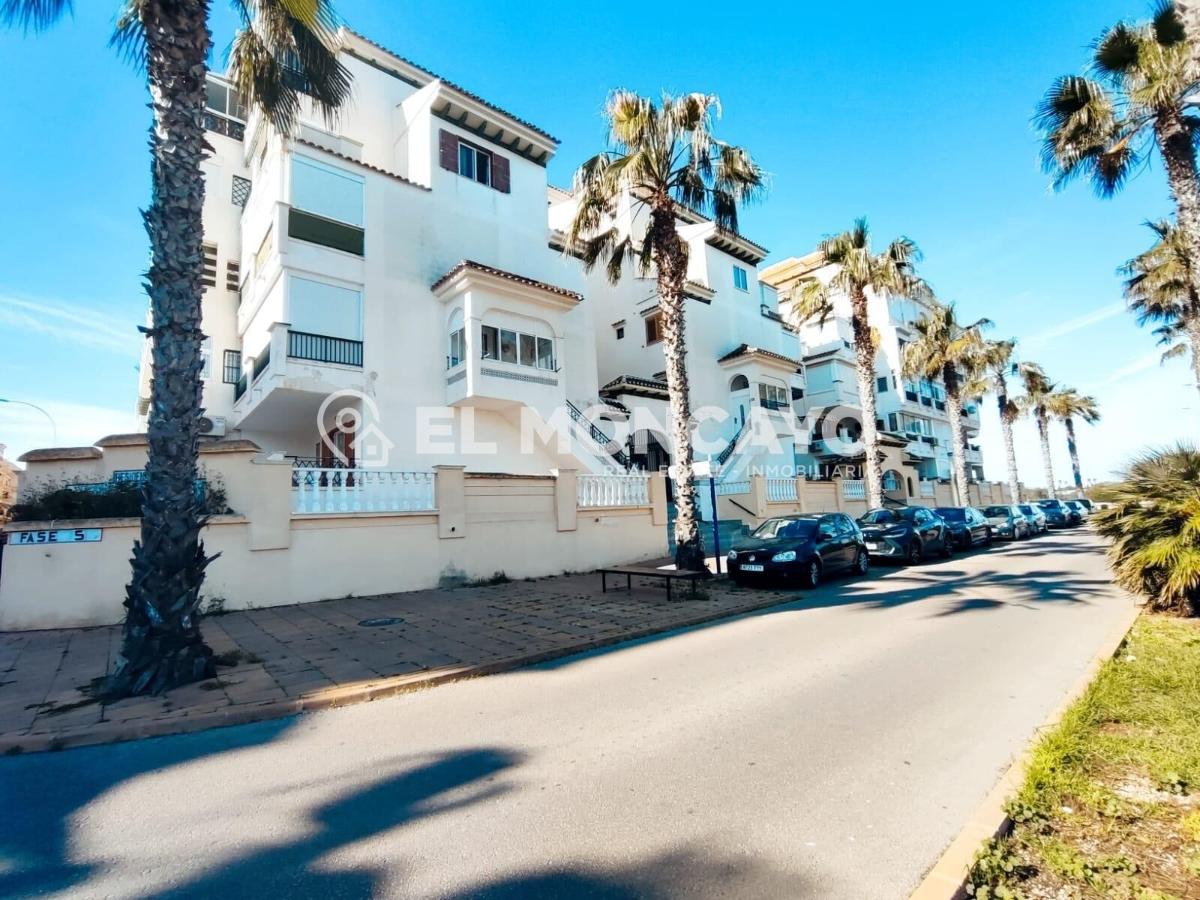 Apartment à Torrevieja, Alicante, Espagne 2 chambres, 51 m2 No. 183791