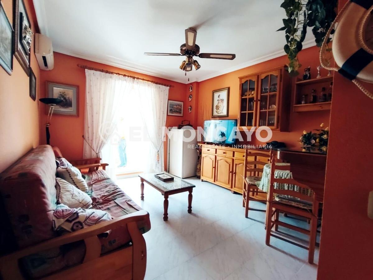 Apartment à Torrevieja, Alicante, Espagne 2 chambres, 51 m2 No. 183791