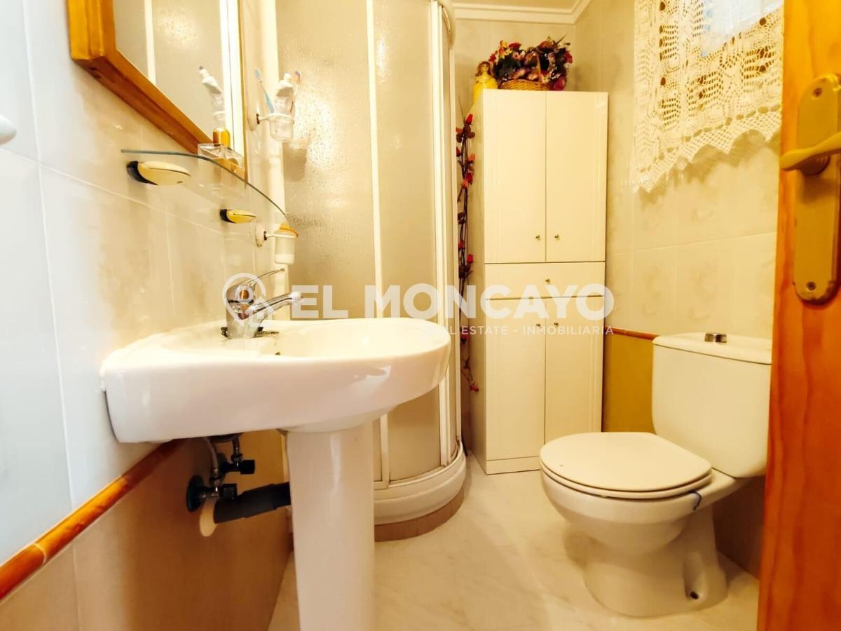Apartment à Torrevieja, Alicante, Espagne 2 chambres, 51 m2 No. 183791