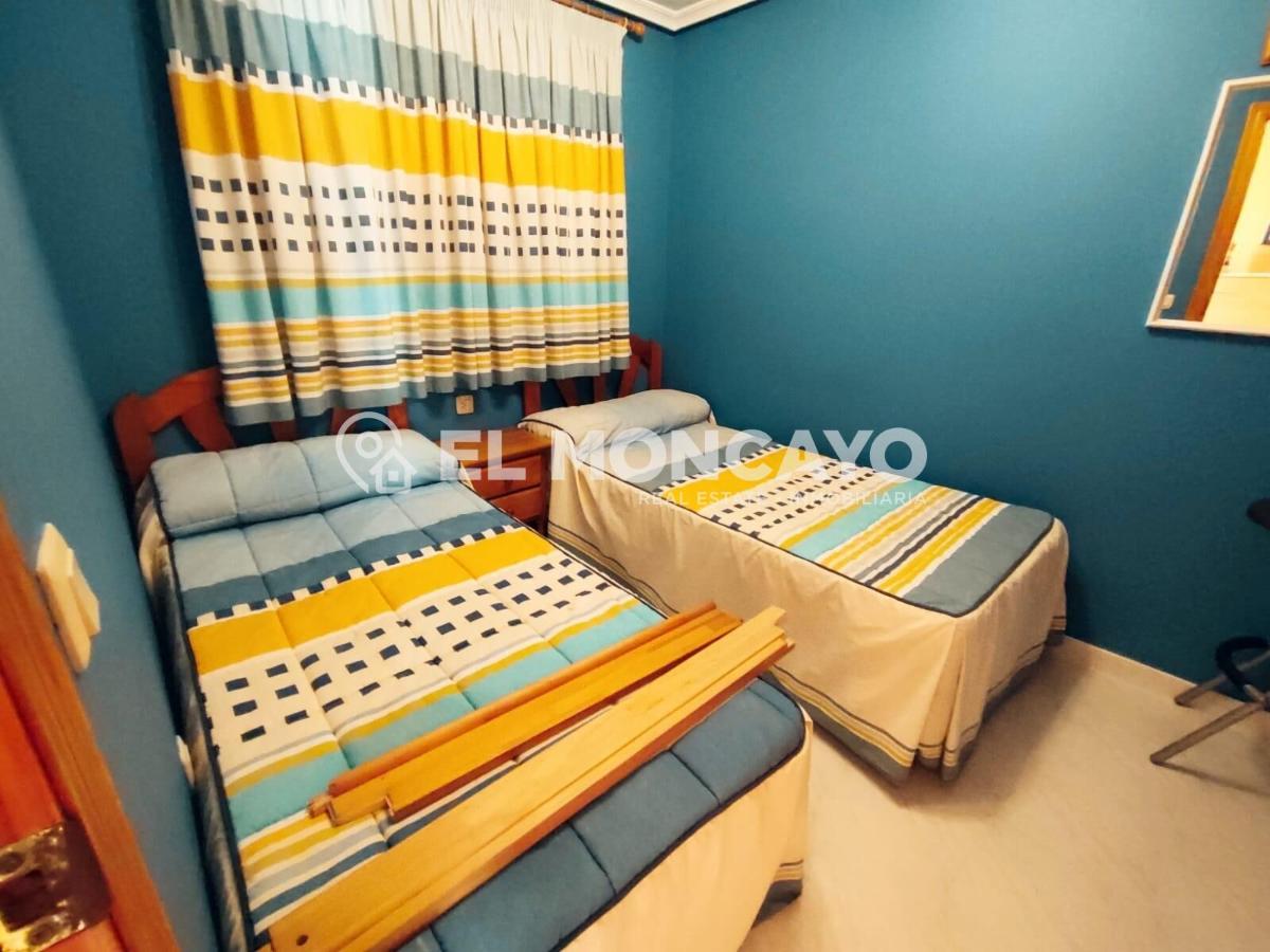 Apartment à Torrevieja, Alicante, Espagne 2 chambres, 51 m2 No. 183791