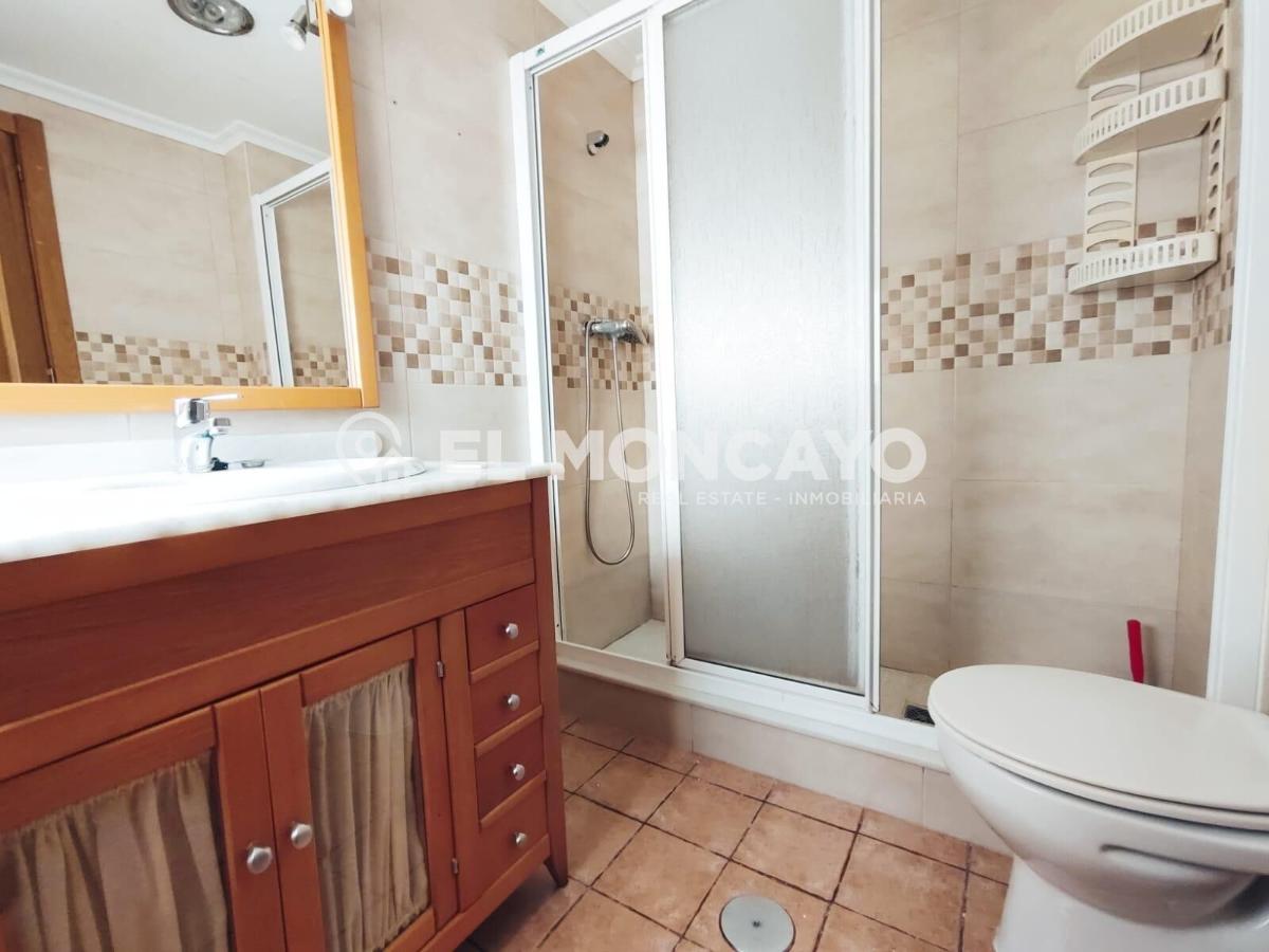 Appartamento a Guardamar del Segura, Alicante, Spagna 3 camere da letto, 109 mq. N° 183797