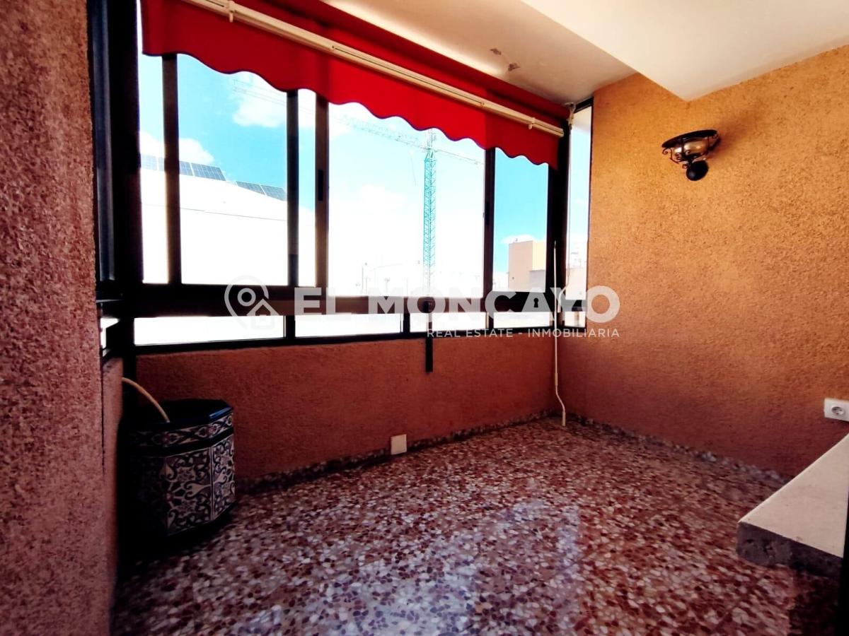 Appartamento a Guardamar del Segura, Alicante, Spagna 3 camere da letto, 109 mq. N° 183797