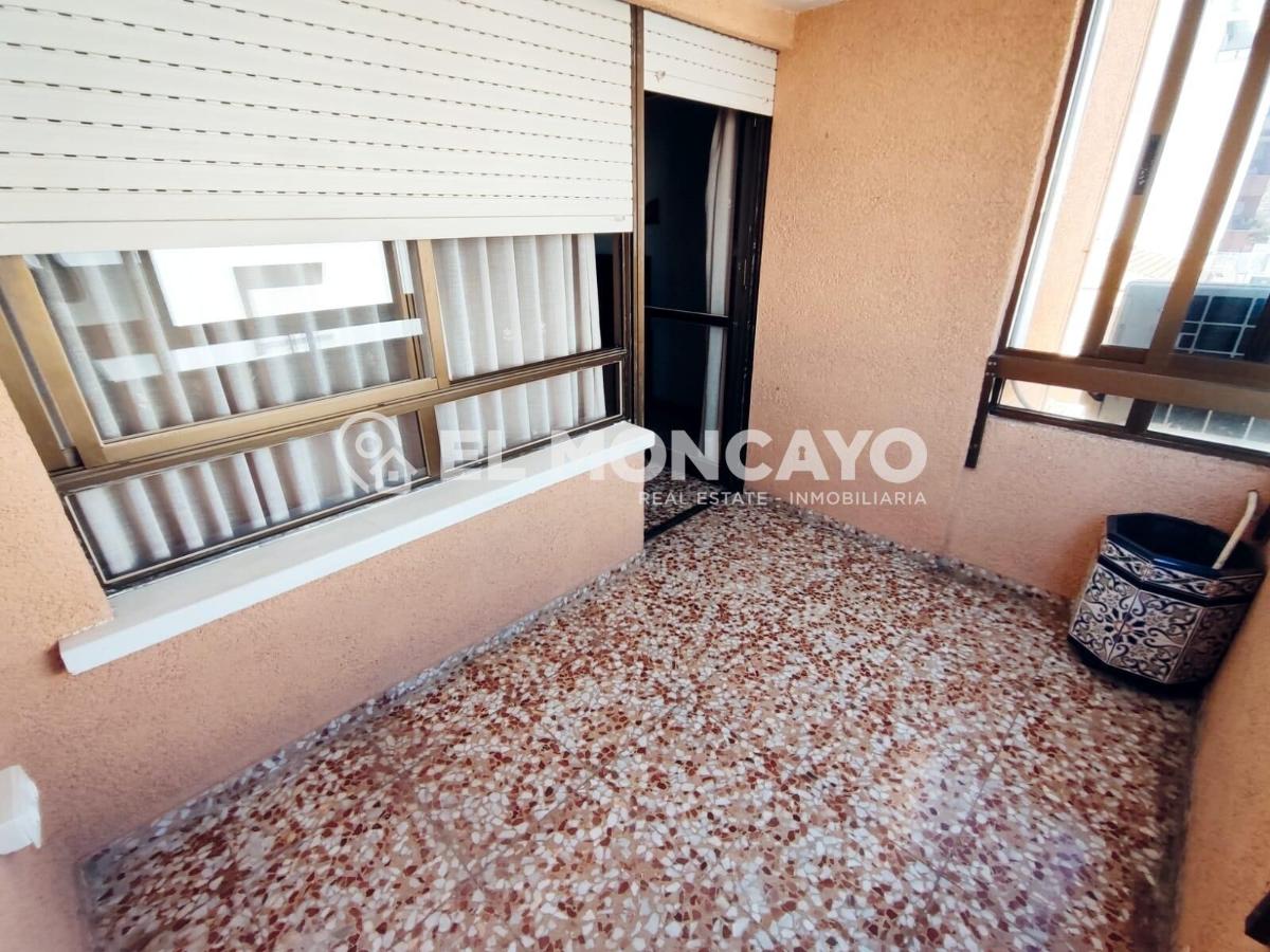 Appartamento a Guardamar del Segura, Alicante, Spagna 3 camere da letto, 109 mq. N° 183797