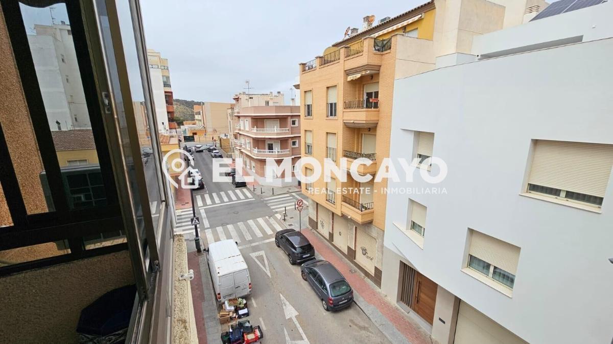 Appartamento a Guardamar del Segura, Alicante, Spagna 3 camere da letto, 109 mq. N° 183797