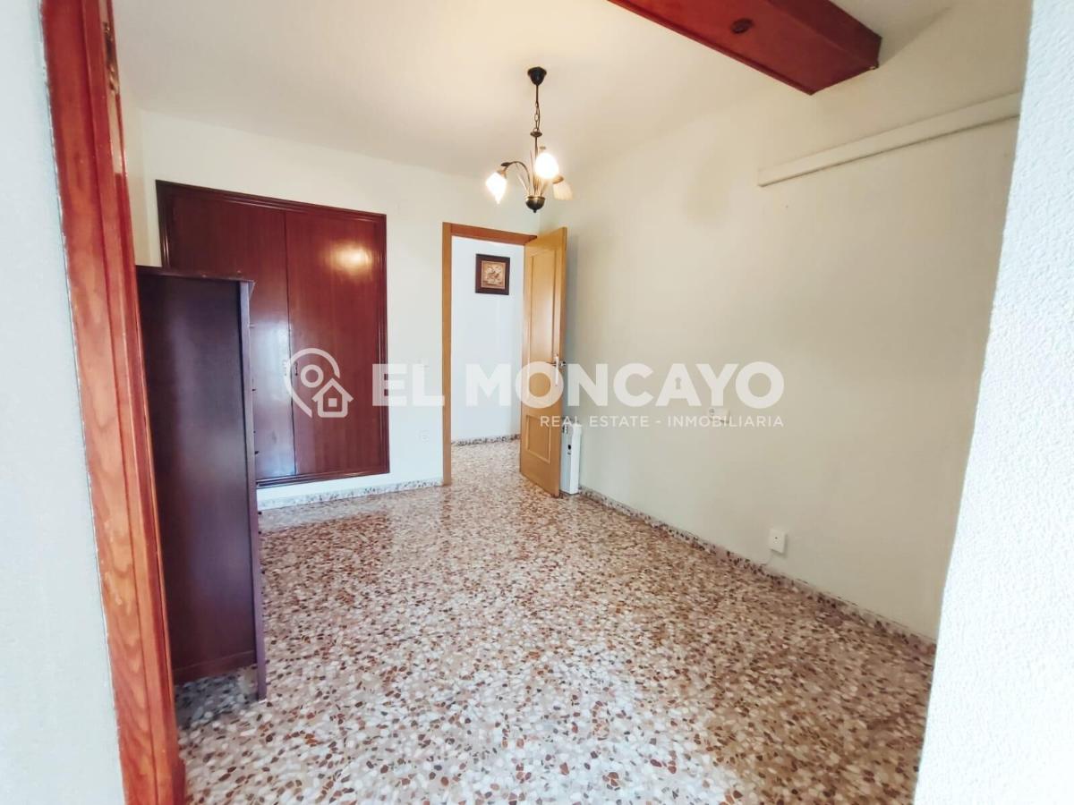 Appartamento a Guardamar del Segura, Alicante, Spagna 3 camere da letto, 109 mq. N° 183797
