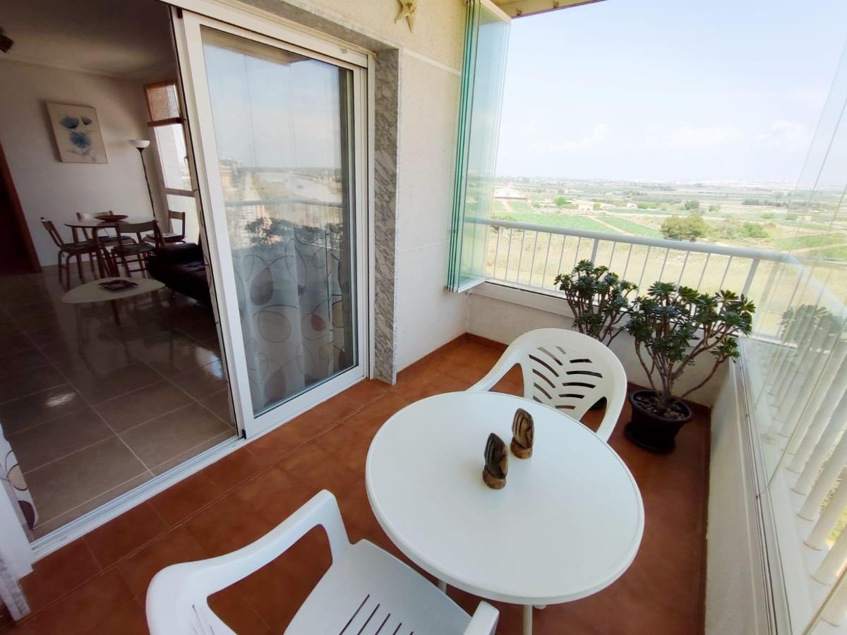 Apartamento en Guardamar del Segura, Alicante, España 2 dormitorios, 76 m2 No. 183795
