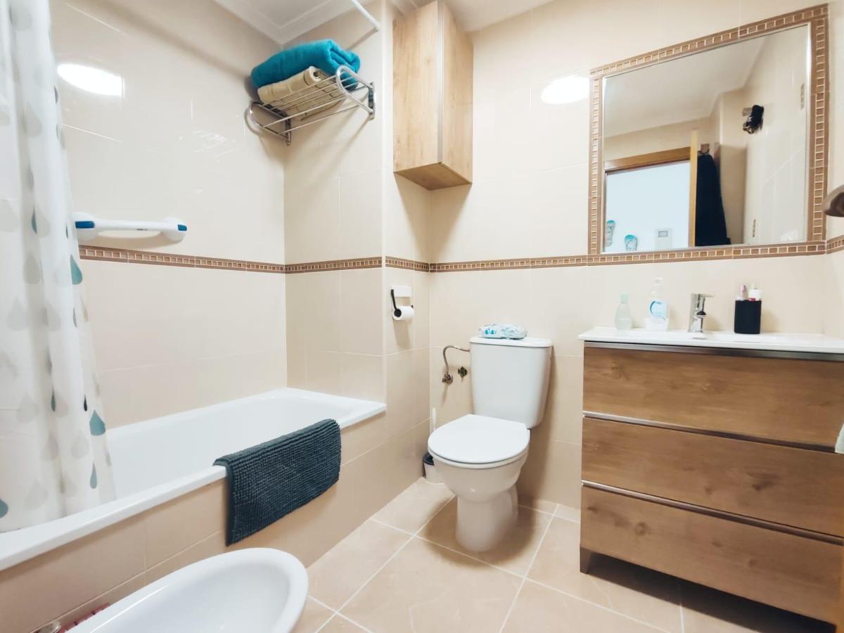 Apartamento en Guardamar del Segura, Alicante, España 2 dormitorios, 76 m2 No. 183795