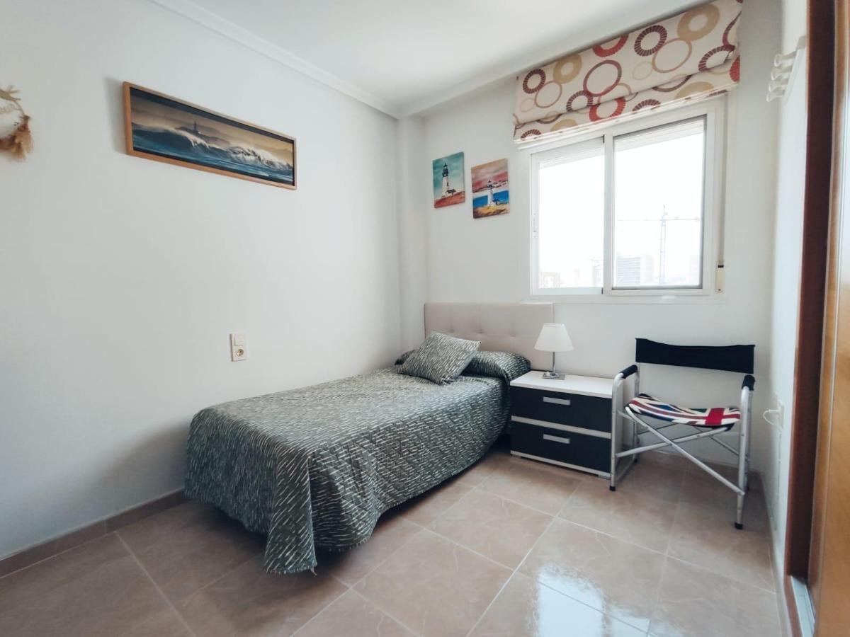 Apartamento en Guardamar del Segura, Alicante, España 2 dormitorios, 76 m2 No. 183795