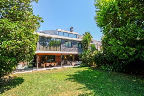 Māja Sant Cugat Del Valles, Barcelona, Spānijā 6 istabas,  Nr. 140924