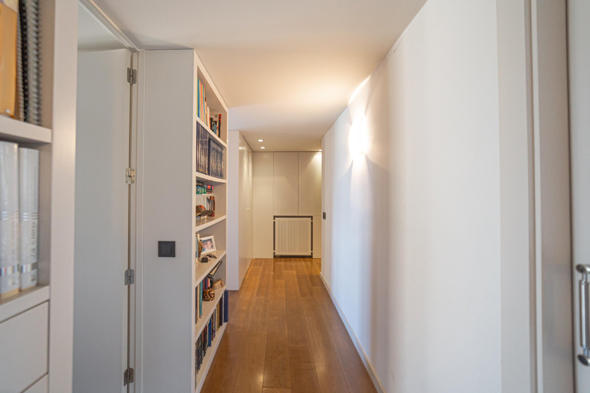Huoneisto Barcelona, Espanja 4 makuuhuonetta, 205 m2 No. 140920