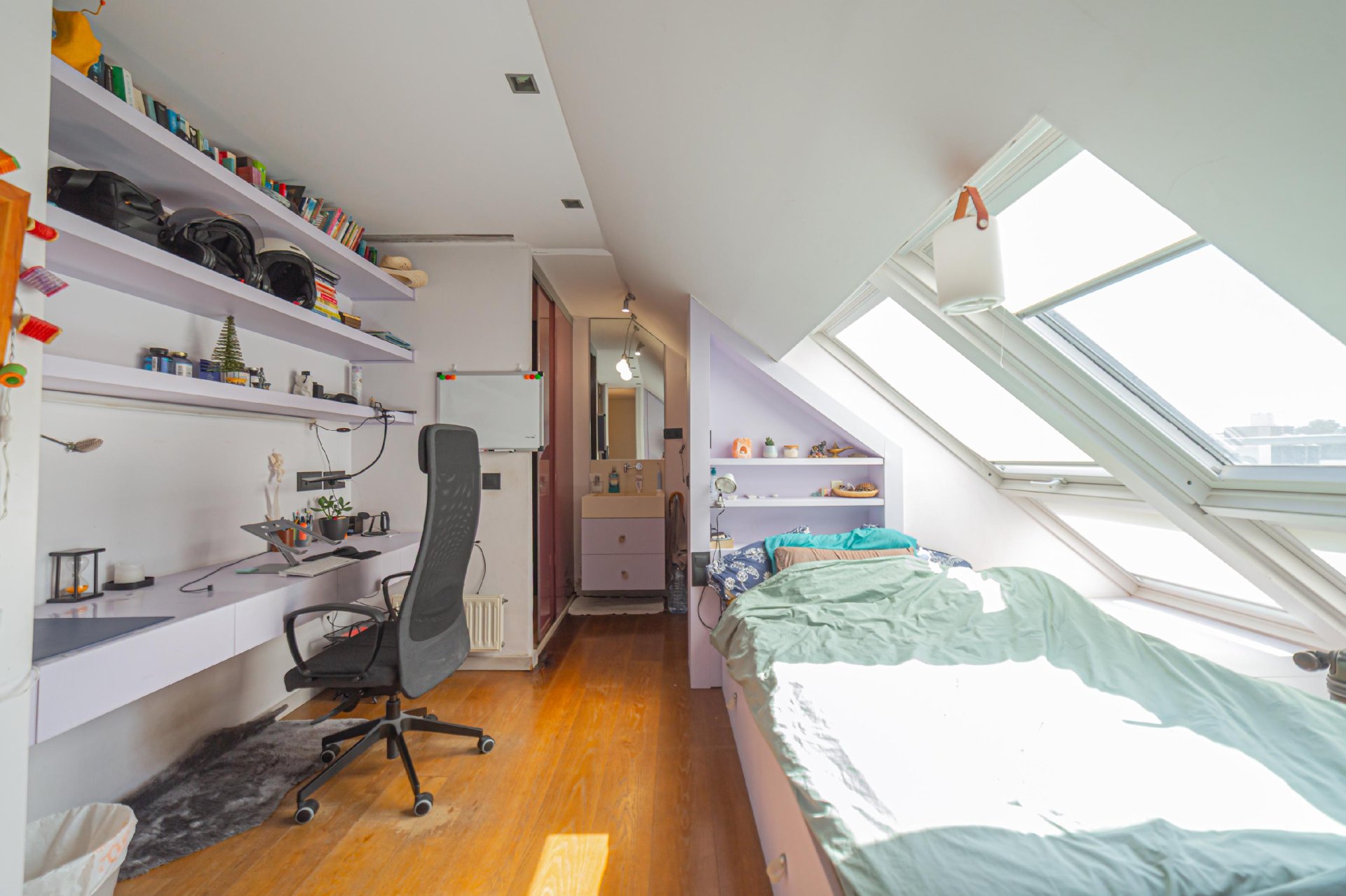 Huoneisto Barcelona, Espanja 4 makuuhuonetta, 205 m2 No. 140920