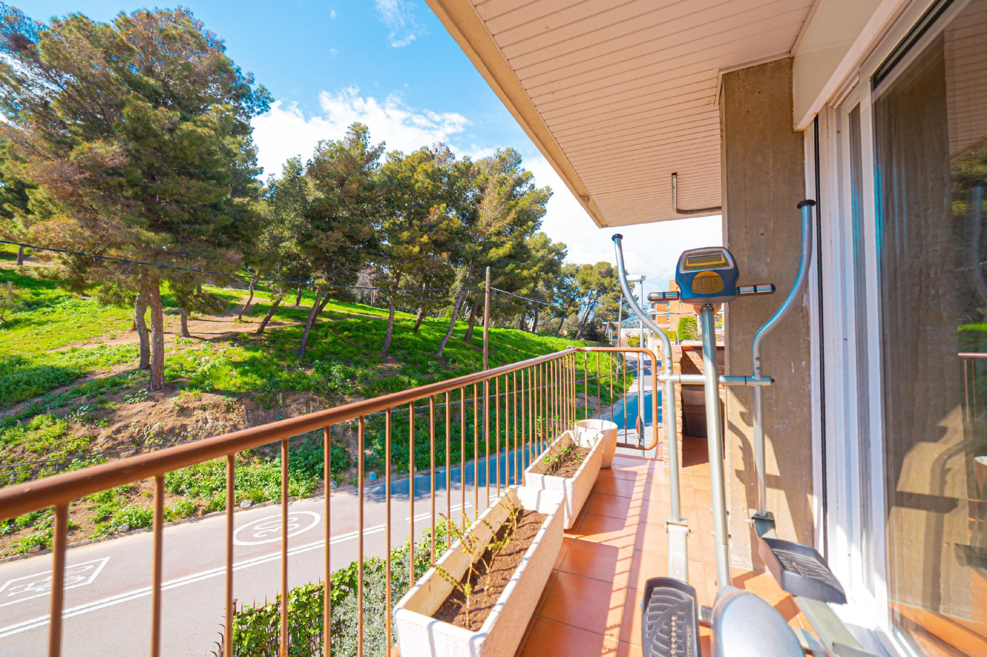 Huoneisto Barcelona, Espanja 4 makuuhuonetta, 205 m2 No. 140920