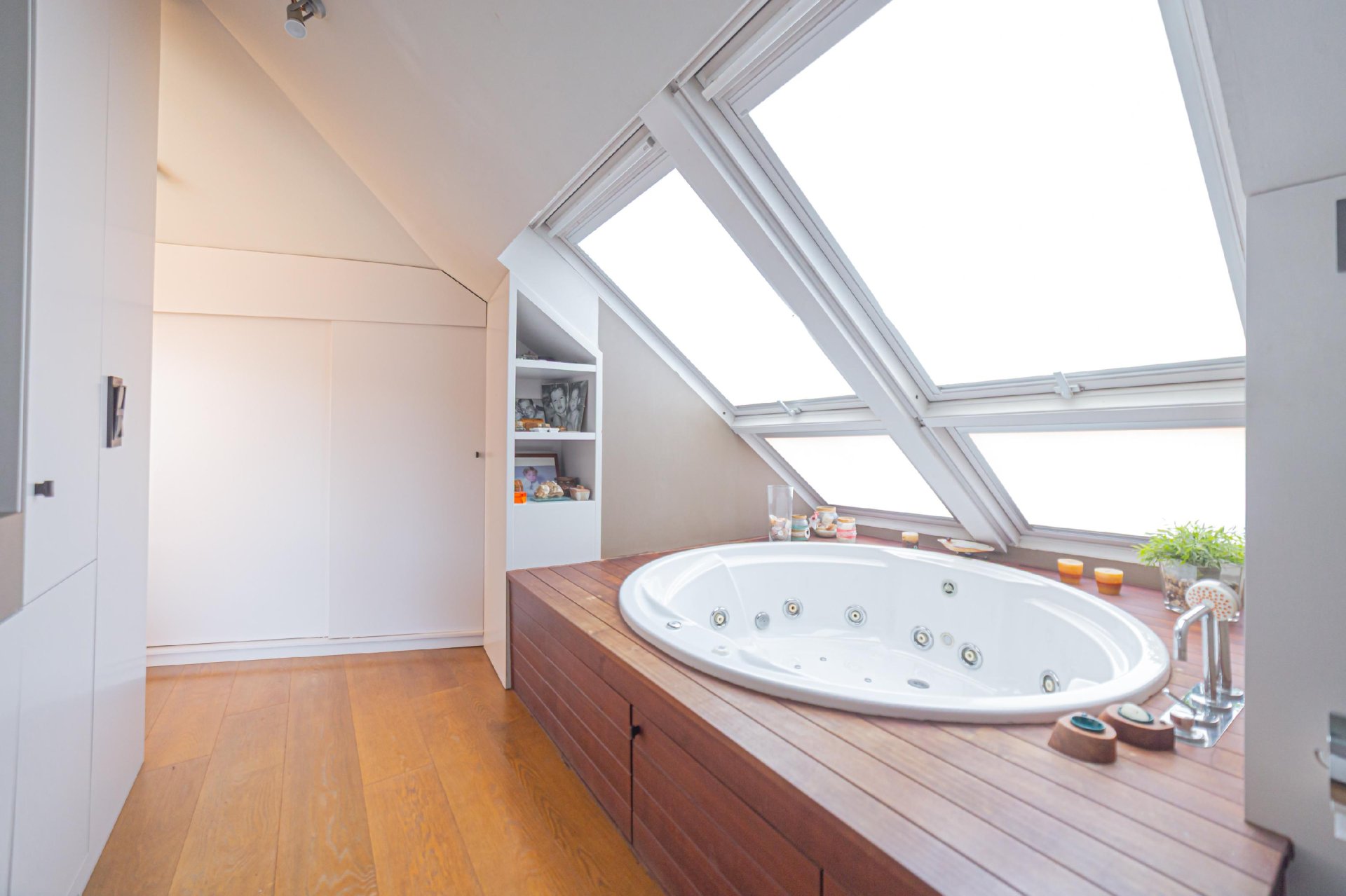 Huoneisto Barcelona, Espanja 4 makuuhuonetta, 205 m2 No. 140920