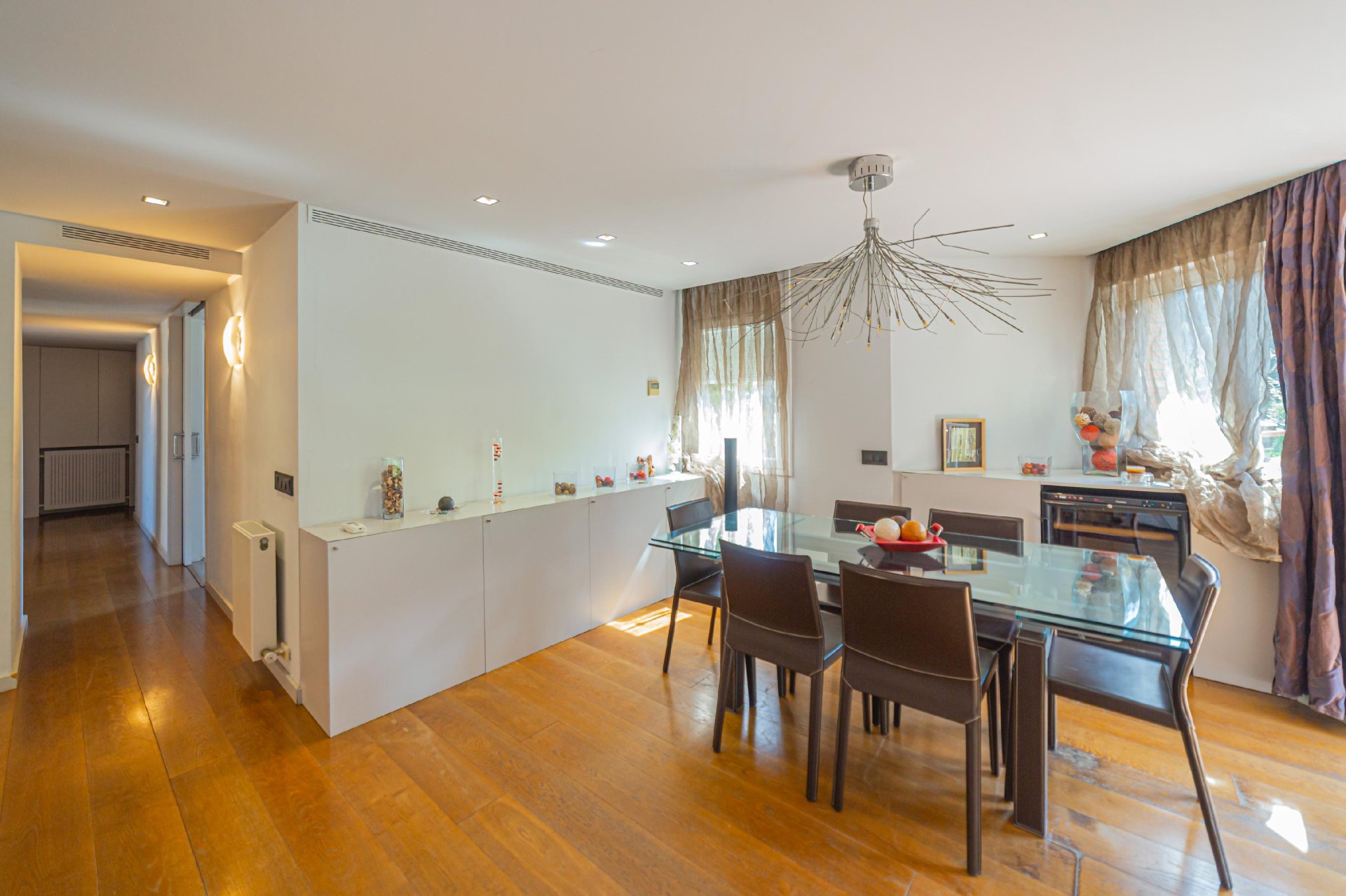 Huoneisto Barcelona, Espanja 4 makuuhuonetta, 205 m2 No. 140920