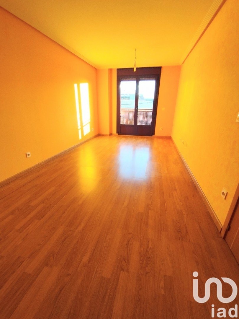 Apartamento en Veguellina de Órbigo, León, España 3 dormitorios, 108 m2 No. 186008
