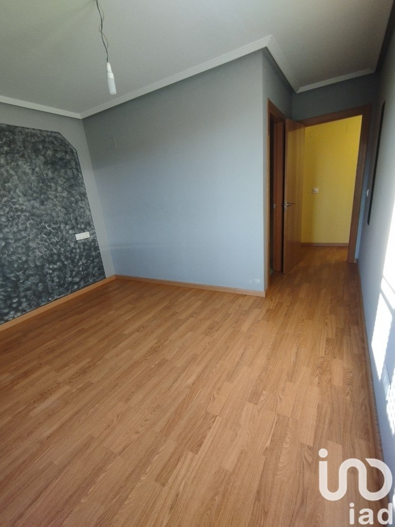 Apartamento en Veguellina de Órbigo, León, España 3 dormitorios, 108 m2 No. 186008