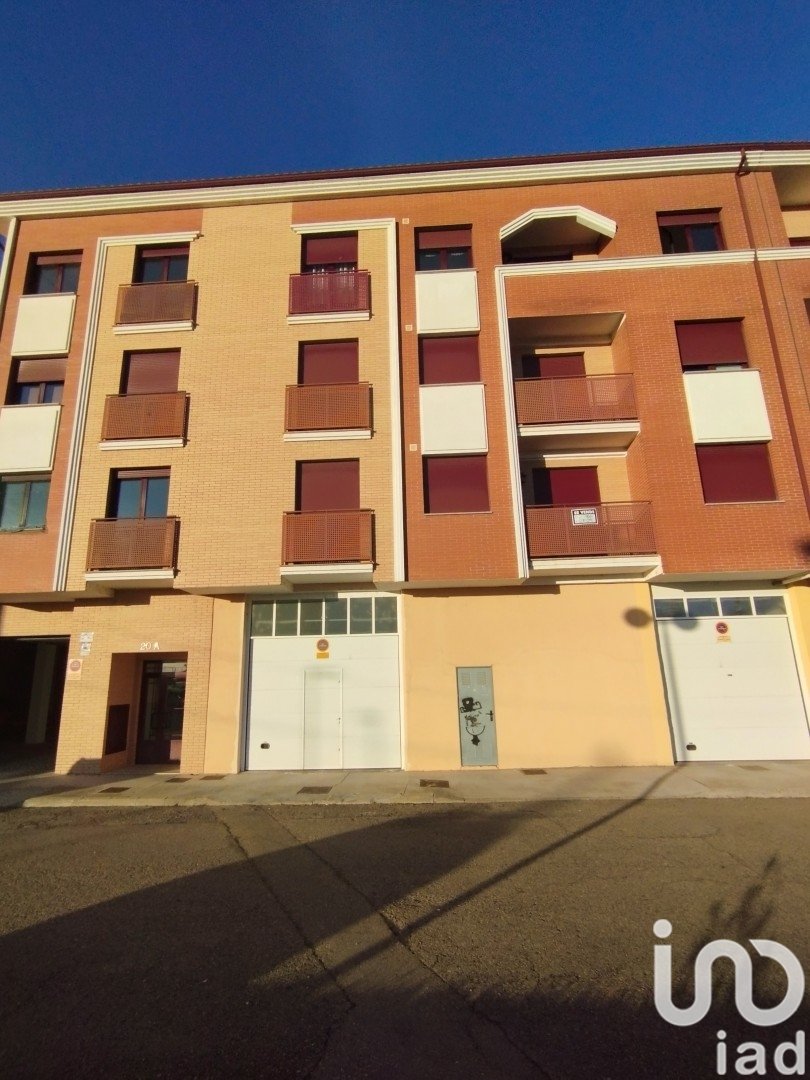 Apartamento en Veguellina de Órbigo, León, España 3 dormitorios, 108 m2 No. 186008