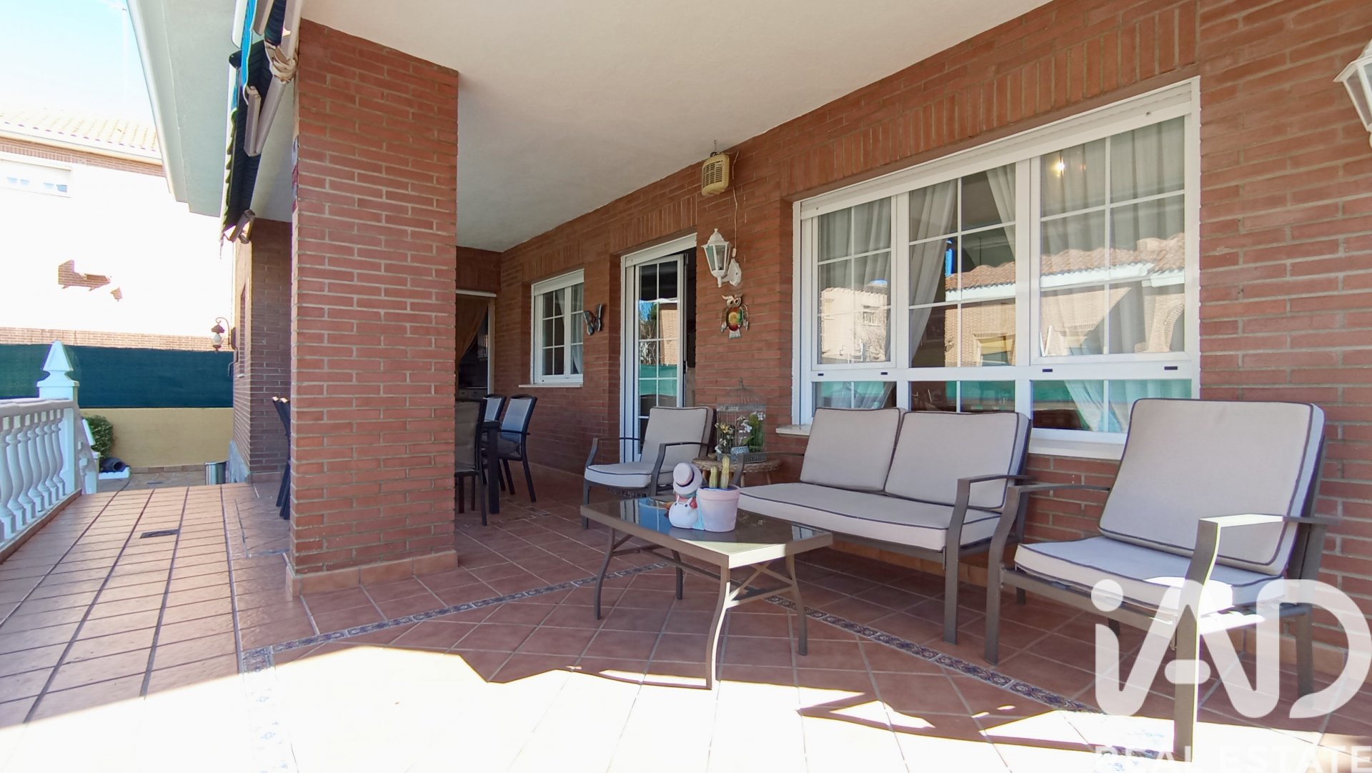Apartment in Meco, Madrid, Spain 5 bedrooms, 382 sq.m. No. 173106