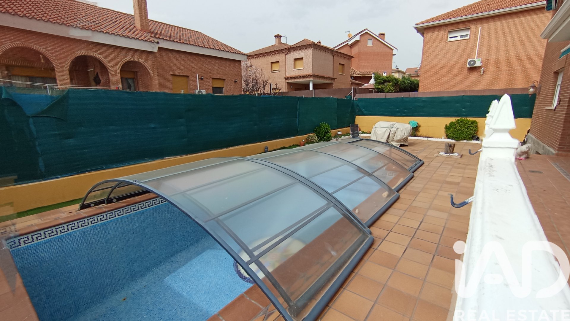 Apartment in Meco, Madrid, Spain 5 bedrooms, 382 sq.m. No. 173106