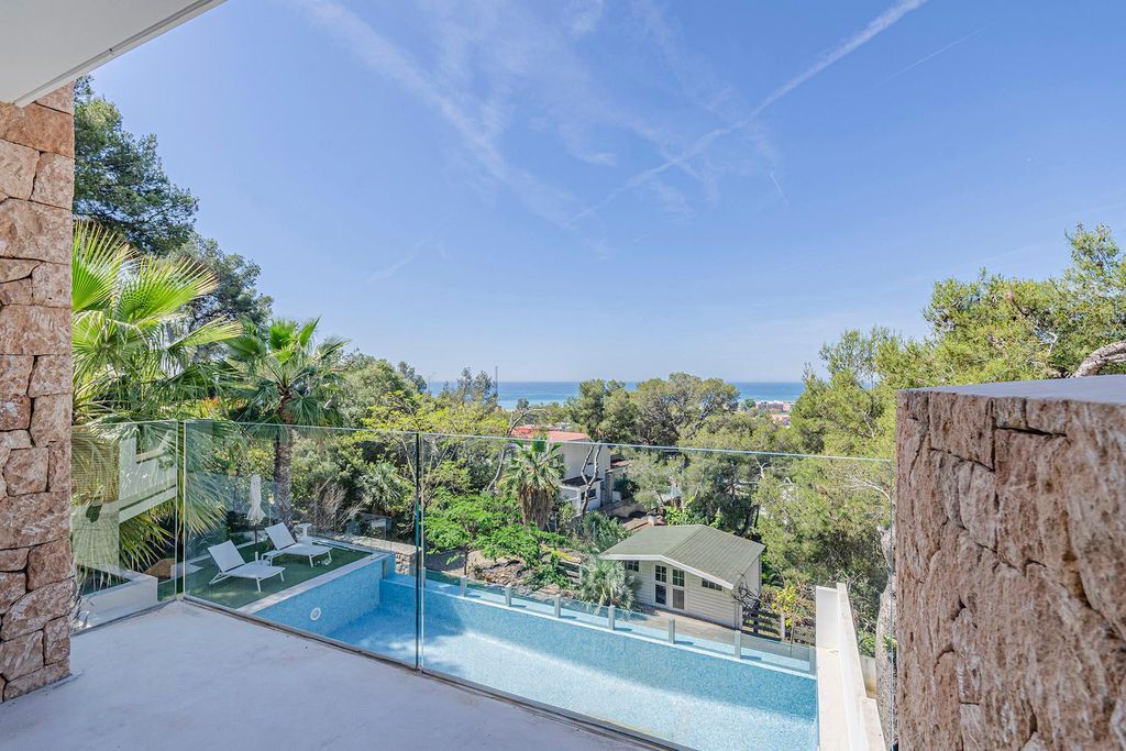 Talo Castelldefels, Barcelona, Espanja 6 makuuhuonetta, 740 m2 No. 66786