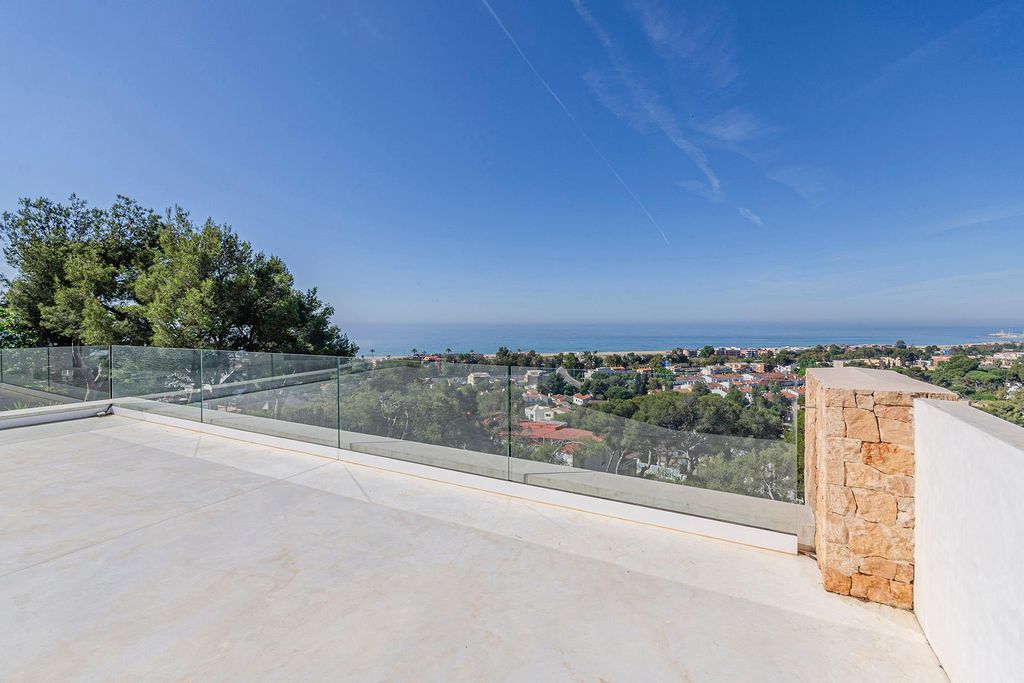 Talo Castelldefels, Barcelona, Espanja 6 makuuhuonetta, 740 m2 No. 66786