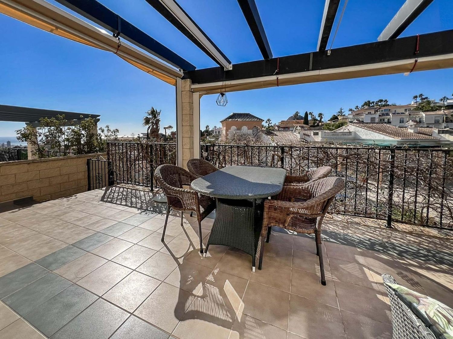 Villa à La Nucia, Alicante, Espagne 2 chambres, 106 m2 No. 180653