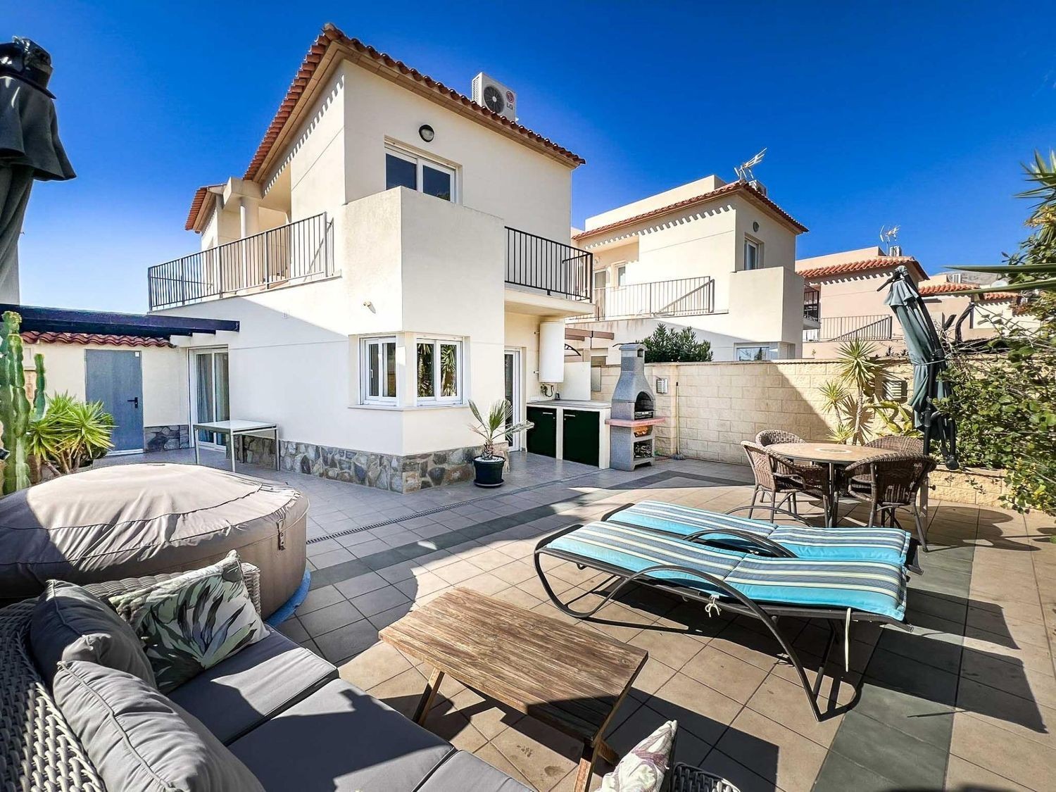 Villa à La Nucia, Alicante, Espagne 2 chambres, 106 m2 No. 180653