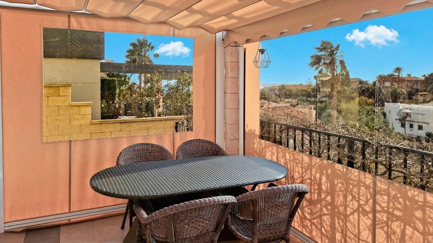 Villa à La Nucia, Alicante, Espagne 2 chambres, 106 m2 No. 180653