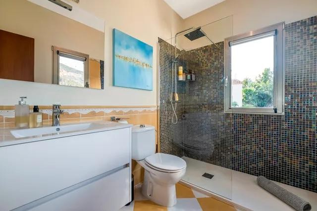 Villa in Altea, Alicante, Spanien 4 Schlafzimmer, 421 m2 Nr. 180650